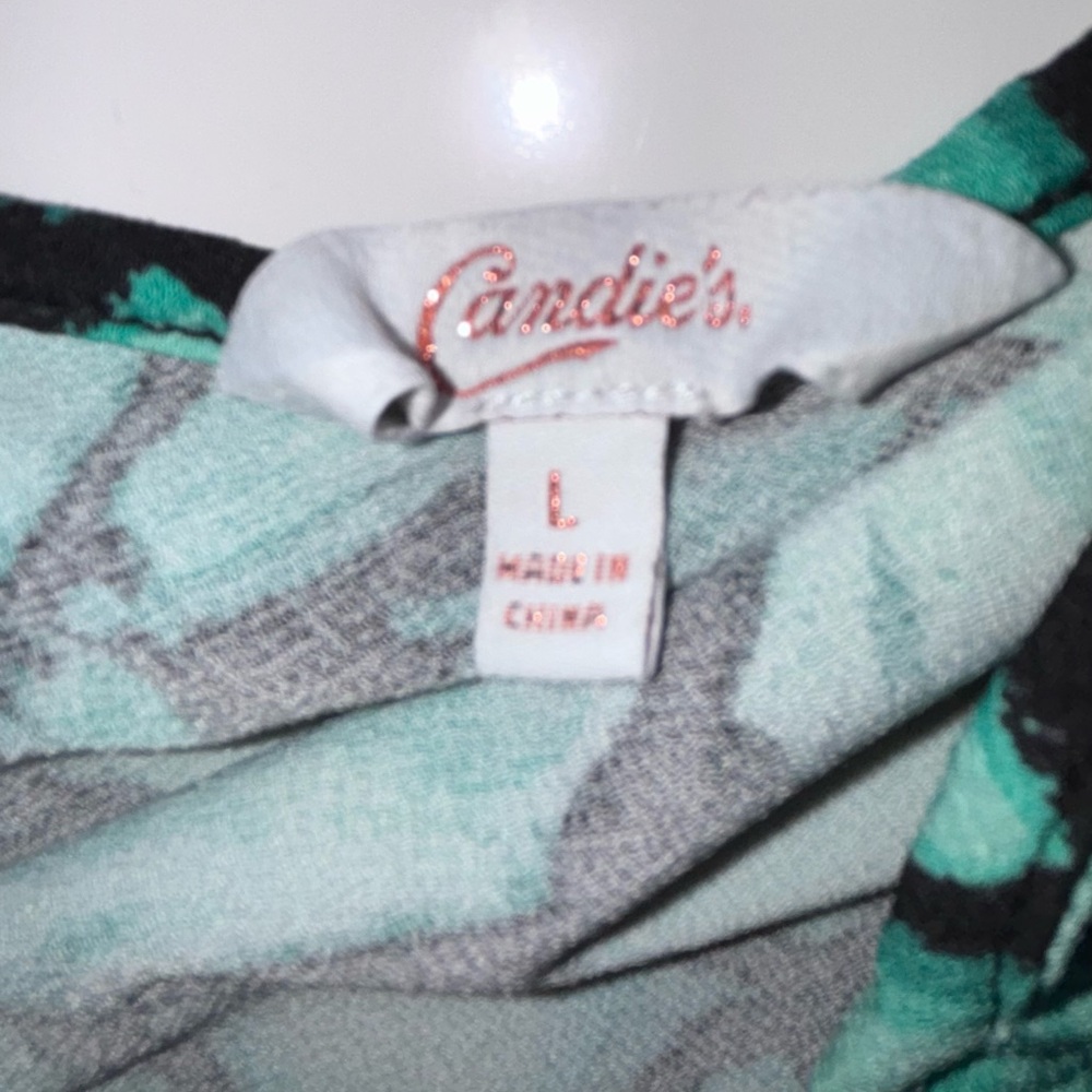 CANDIES TOPS - Picture 9 of 11